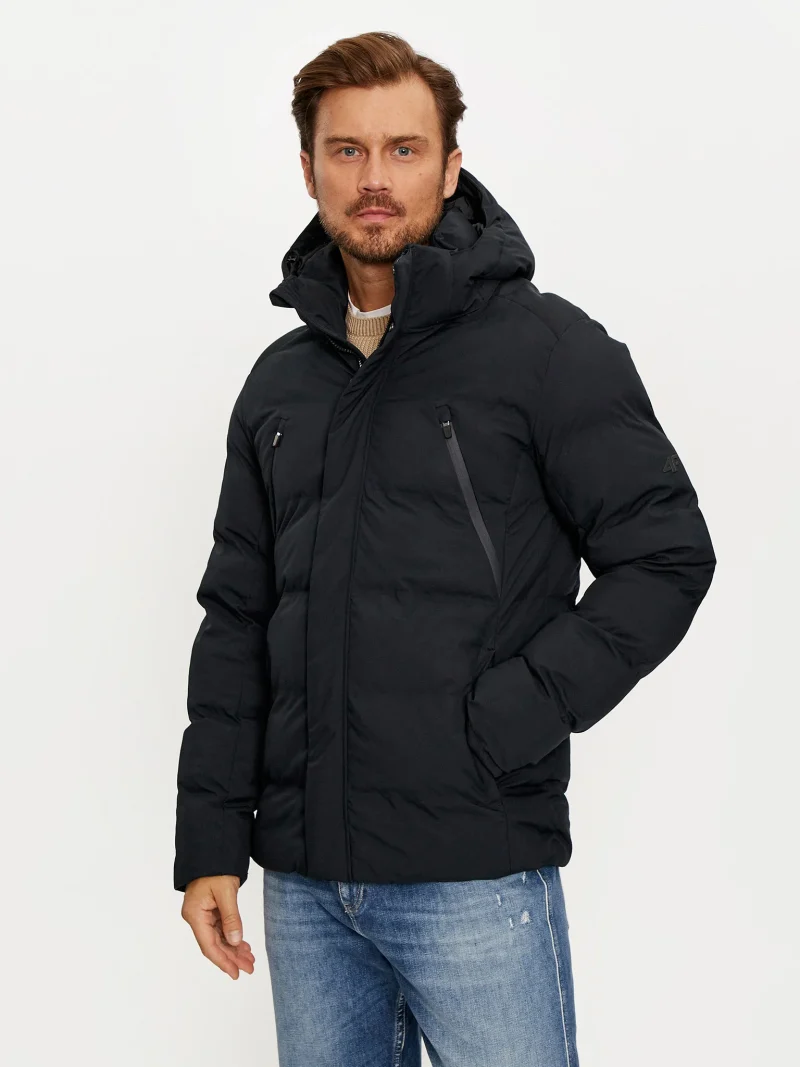 Kispo 4F Homem Preto c/ Carapuço Hip Length