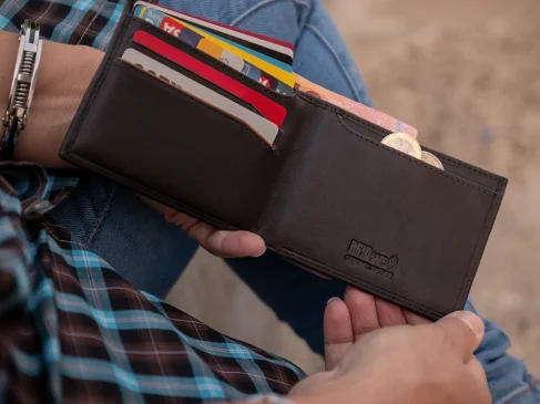 Carteira de Homem em Pele com Porta-Moedas e Anti-RFID