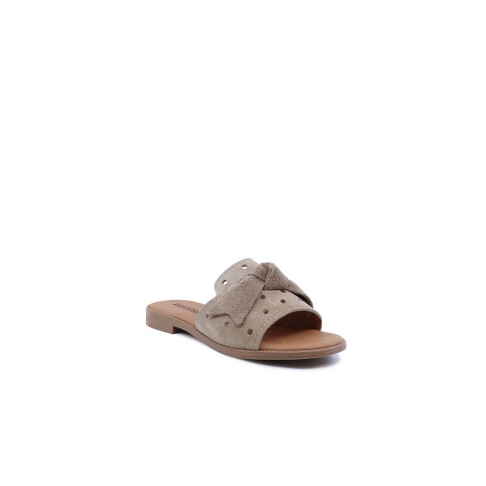Chinelo em Pele